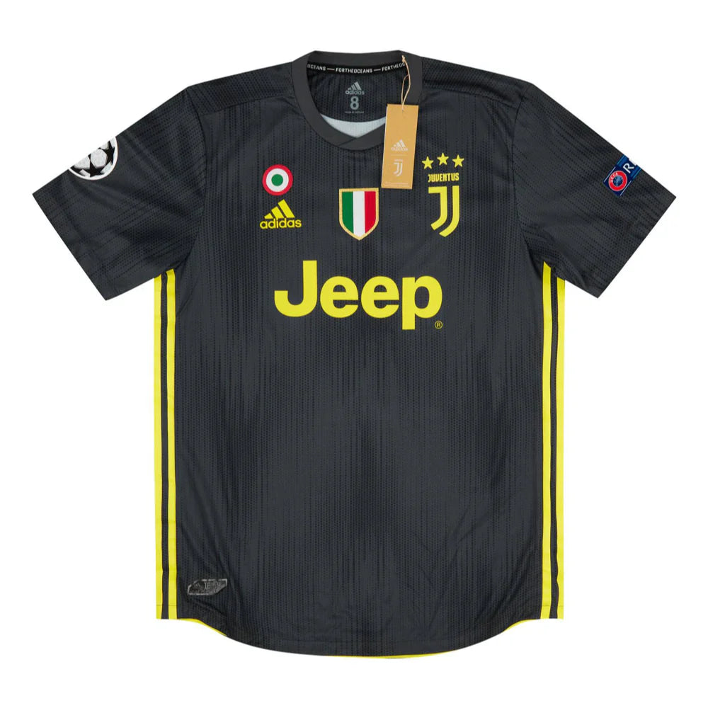 2018-19 Juventus FC 3a Equipación