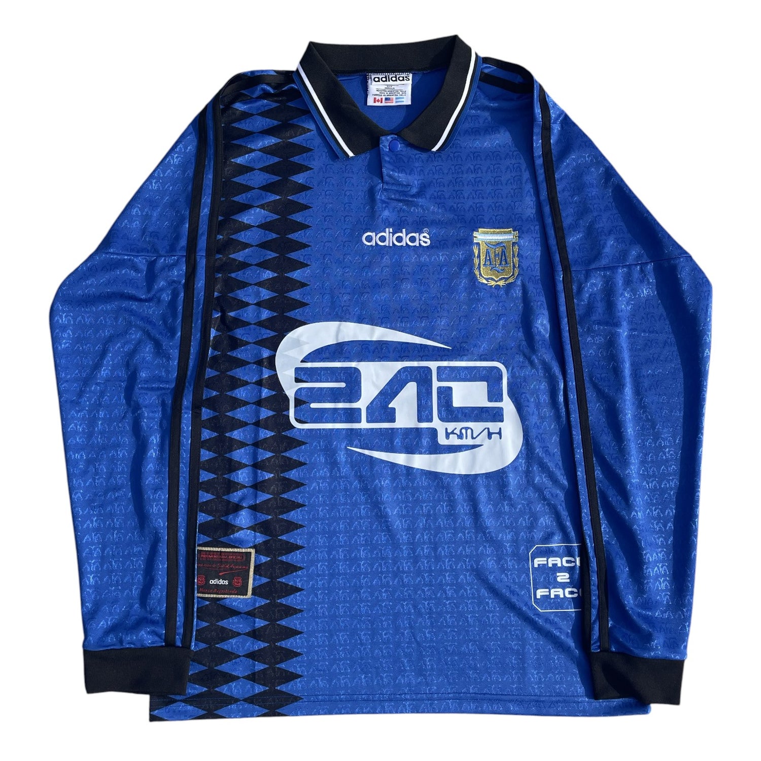 ADRIÁN MILLS x ARGENTINA